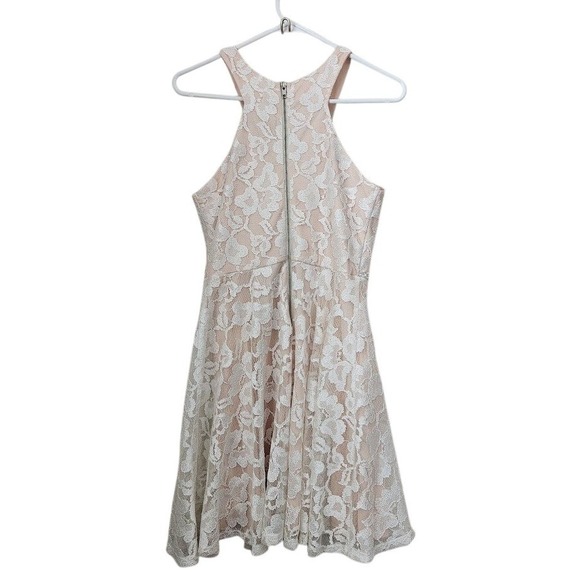 City Triangles Lace Halter Dress Rhinestone Belt Blush Pink Size 6 F02 - Picture 5 of 6